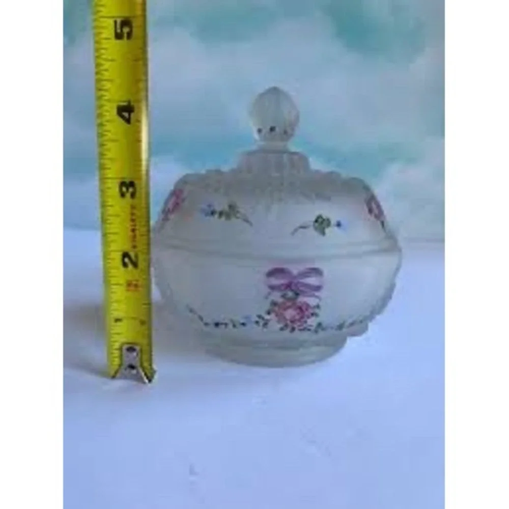 VTG Westmoreland Glass PG-34 Crystal Mint‎ Puff Box/Covered Jelly Rose and Forge